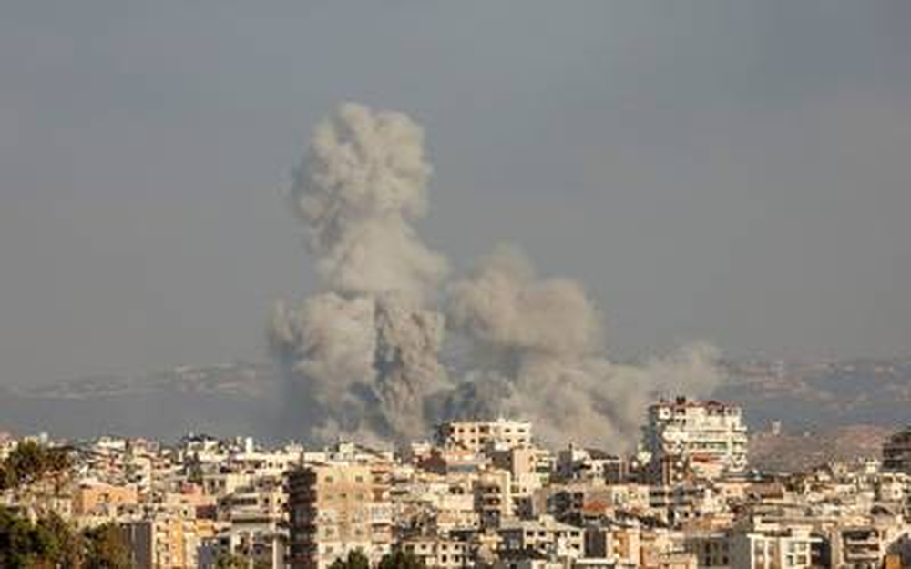 Nuevos bombardeos sobre Haifa.