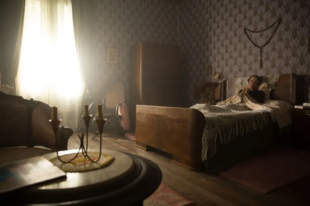 Set de la 1ra temporada de El Hipnotizador (HBO) filmada en Montevideo en 2016. Deslizá para ver la galería.