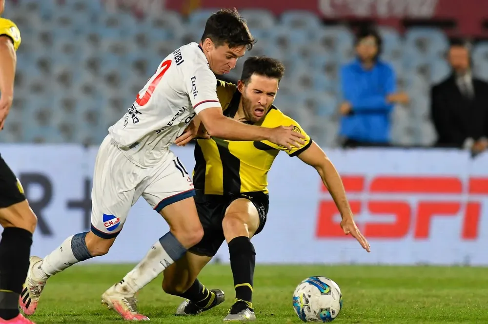 Peñarol fue netamente superado en el clásico