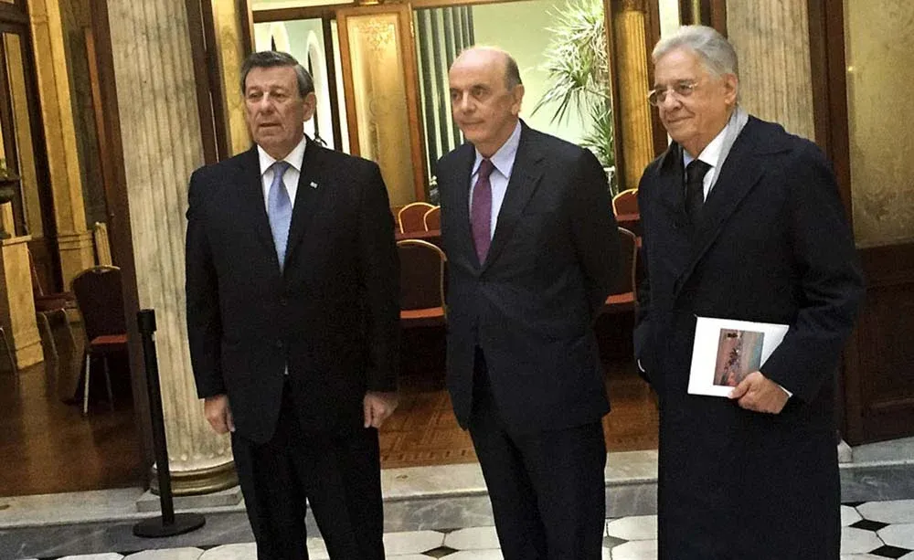 Nin Novoa, se reunirá con sus pares del Mercosur en Colombia. M. Natalevich