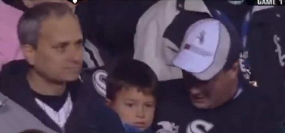 Robert Prevost, el Papa León XIV, viendo un partido Robert Prevost, el Papa León XIV, viendo un partido