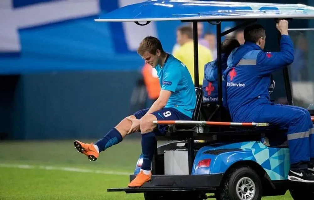 Así se fue Kokorín, quien no estará en el Mundial