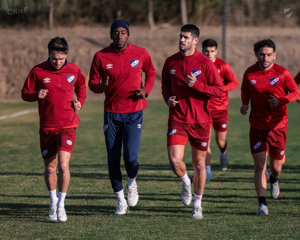 Nacional en la pretemporada para el Clausura 2025: Mauricio Pereyra, Gonzalo Carneiro, Matías De los Santos y Nicolás Lodeiro