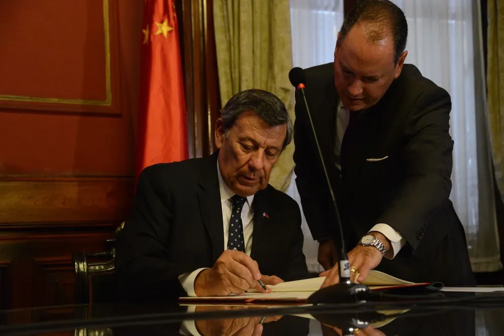 El excanciller fue partícipe del primer avance para negociar un acuerdo comercial con el país asiático