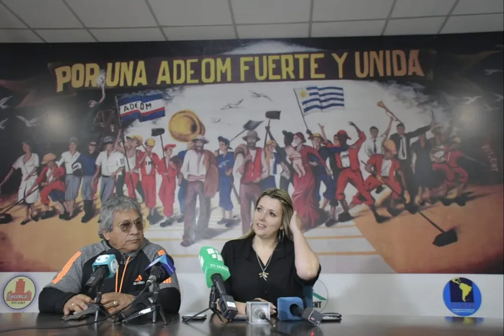 Conferencia de prensa de Adeom sobre el cambio en la política de recolección de basura de la Intendencia de Montevideo