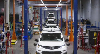 La flota de prueba de GM de conducción autónoma crecerá a 180 unidades