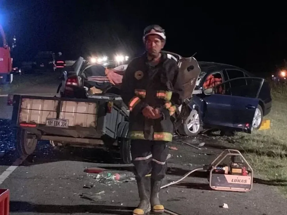 Tragedia cerca de Tres Arroyos: mueren cinco personas en el choque de dos autos en la Ruta 73