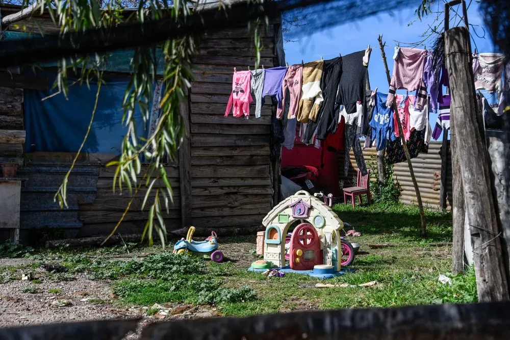 Uruguay es el país con menos pobreza de la región, pero con más infantilización de la pobreza.