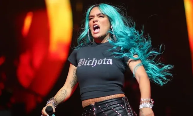 Karol G expresó su malestar en sus redes sociales