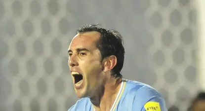 Llegó Godín y disparó: No nos desconcentra pelear por nuestros derechos