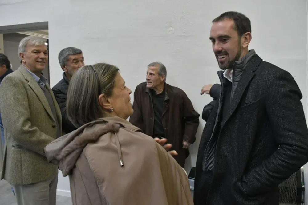 Diego Godín, Sebastián Bauza, José Herrera y Óscar Tabárez
