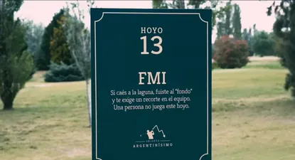 El satírico spot que traslada a un torneo de golf los avatares de la economía argentina