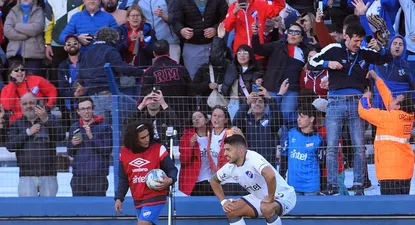 Suárez y su festejo en el clásico del GPC
