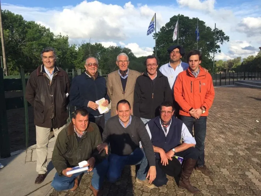 El equipo de Romualdo Rodríguez con los cabañeros