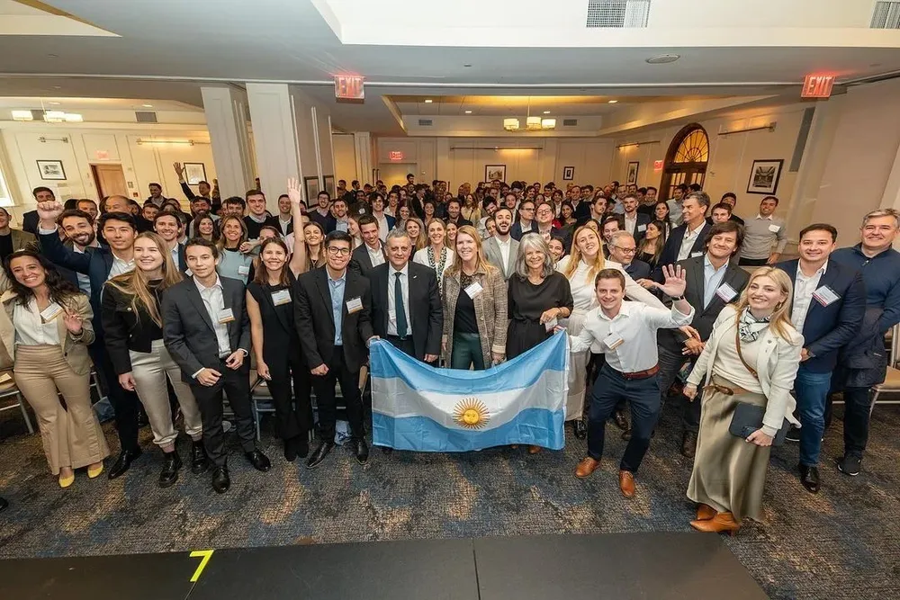 Bajo el lema “Del Potencial a la Realidad”, líderes políticos y empresariales participaron de la 9° edición de Masters Argentina en la Universidad de Columbia, junto a estudiantes argentinos que realizan sus estudios de posgrado en el exterior