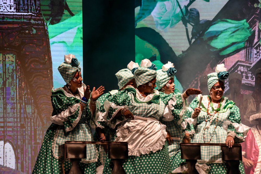 Noche de fallos: La Sara del Cordón fue la mejor de las cinco comparsas.