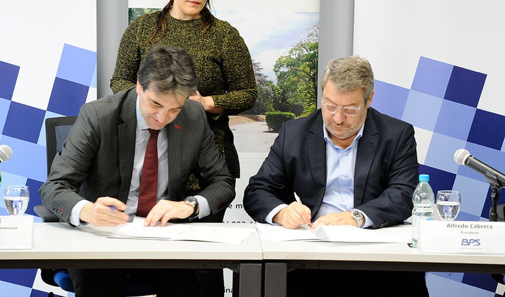 Firme de convenio entre BPS y Parque de Vacaciones de UTE