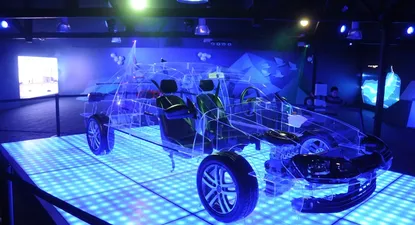 El gran premio de este año fue para el stand de ANCAP, que mostró un auto de acrílico.