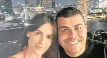 Álex y su esposa Usoa , en una foto tomada en Bangkok antes del ingreso