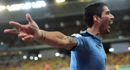 Suárez dedicó su gol al kinesiólogo Walter Ferreira, fallecido en enero