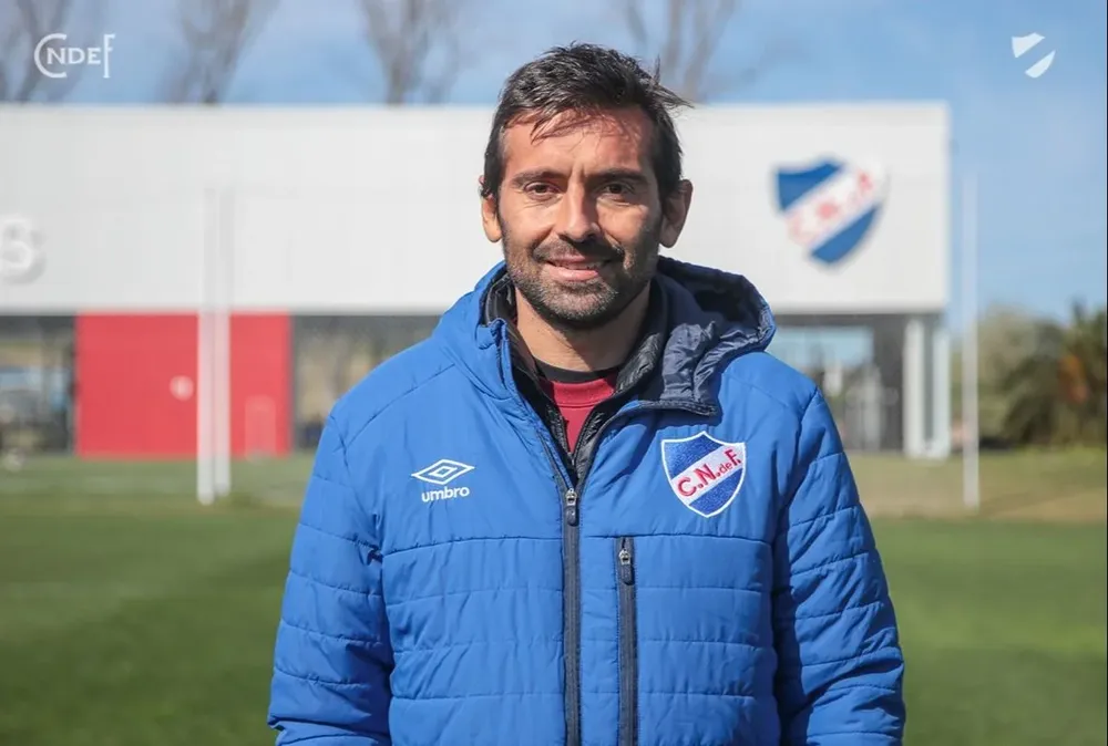 Martín Ligüera cuando dirigía en Nacional