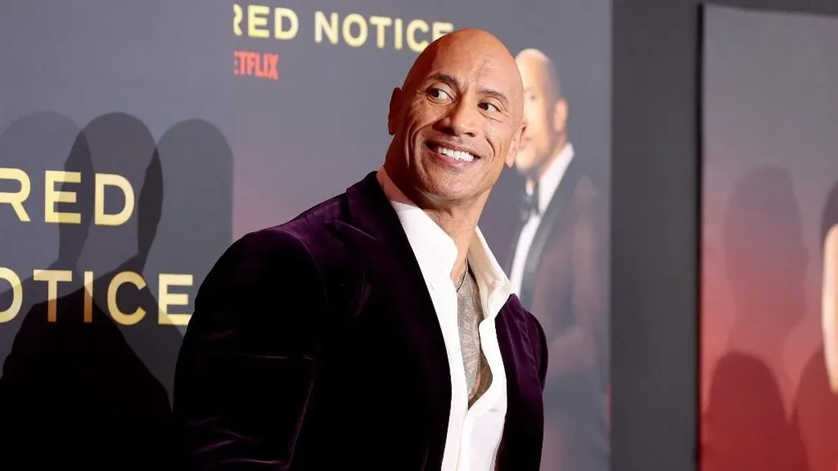 The Rock Johnson prometió no usar más armas reales en sus películas después  del accidente de Rust