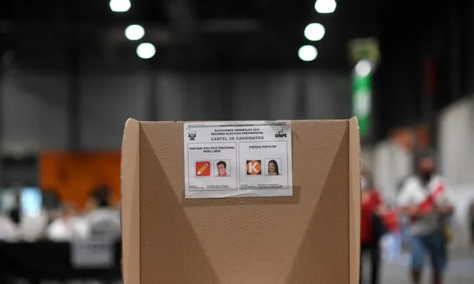 Aún no hay un ganador confirmado por el órgano electoral en Perú
