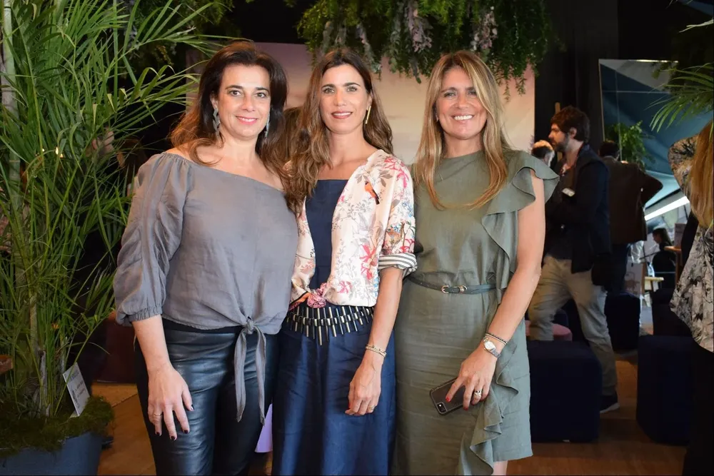 Carina Martinez, Ximena Arcos Perez y Renatta Battione