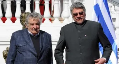 Mujica visita Paraguay