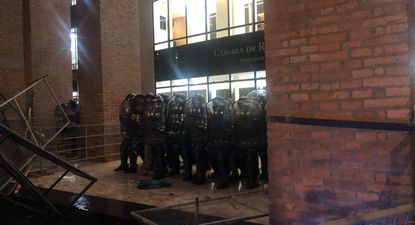 La policía fue la primera en acuartelarse para pedir aumento salarial pero esta vez no participó de la protesta