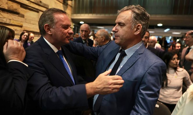 Humo blanco: oposición aceptó tener 40 cargos de contralor en gobierno de Orsi y venias comenzarán a votarse este martes en el Senado