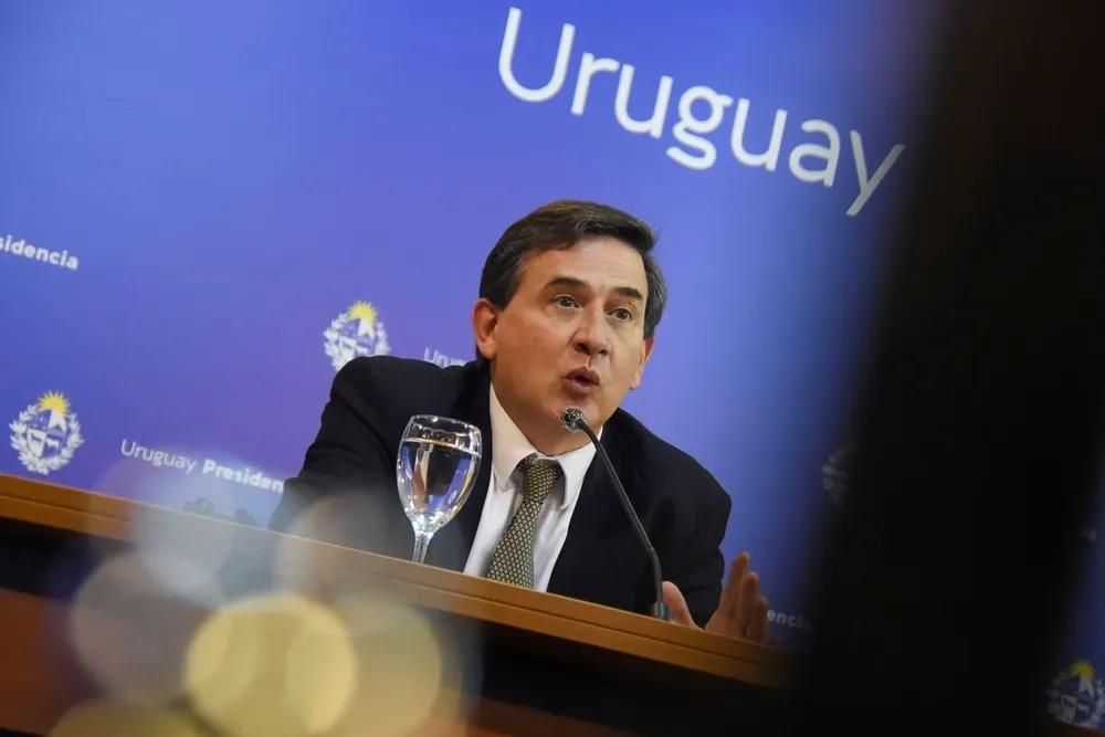 Fernando Paganini, uno de los coordinadores del GACH, dijo que se esperaría que los casos siguen bajando