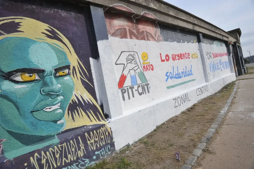 El PIT-CNT repondrá los materiales y ayudará al artista callejero a restaurar el mural