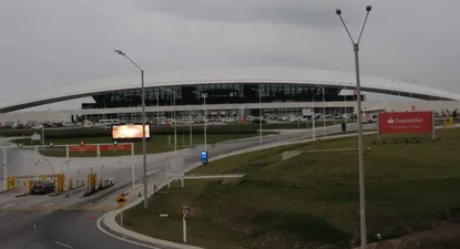 Cayó el poder de compra turístico en el exterior durante agosto