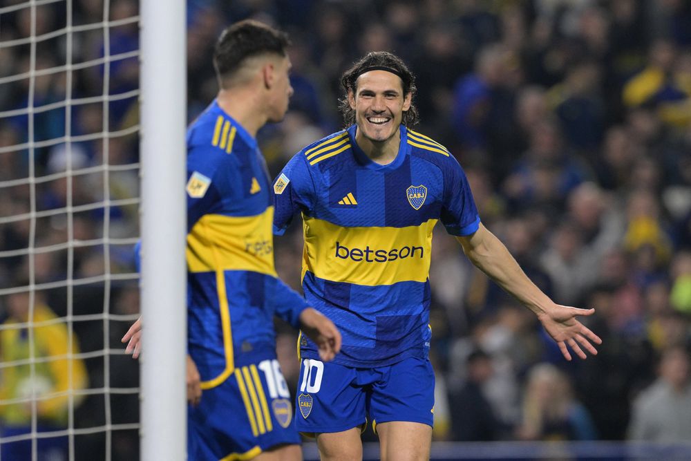 El festejo de Edinson Cavani junto a Miguel Merentiel &nbsp; &nbsp;