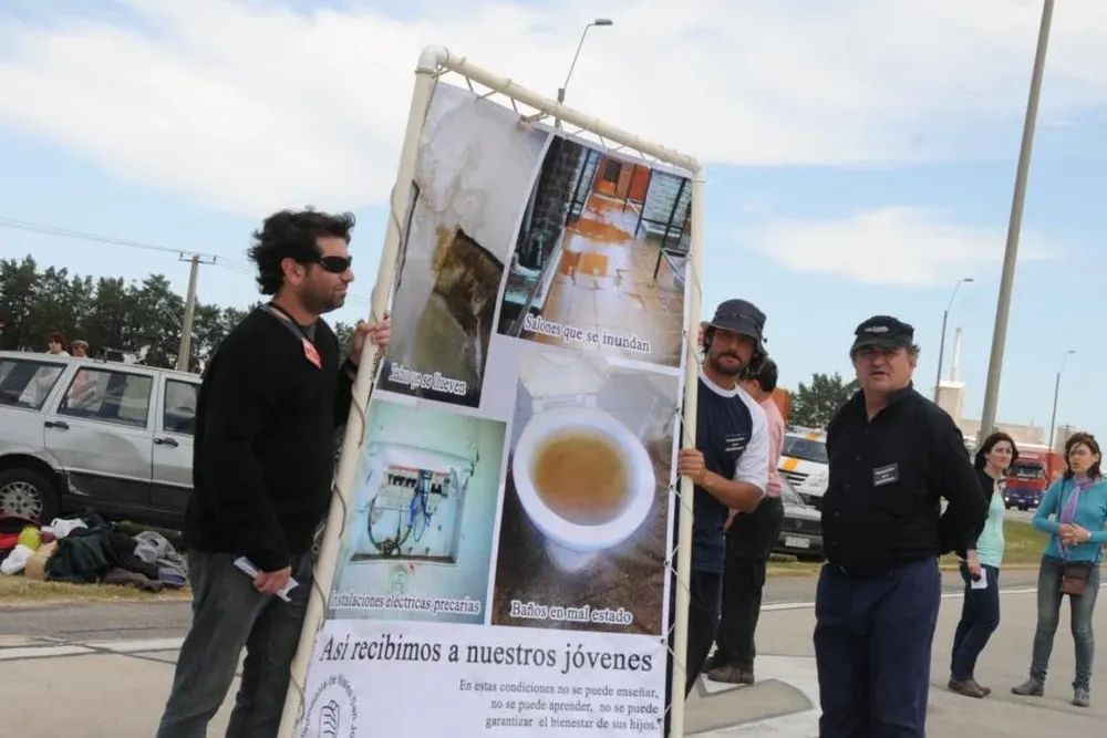Los baños de los liceos enfrentan problemas por lo que debieron ser clausurados en más de una oportunidad