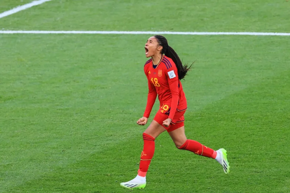 Salma Paralluelo, autora del gol decisivo de España