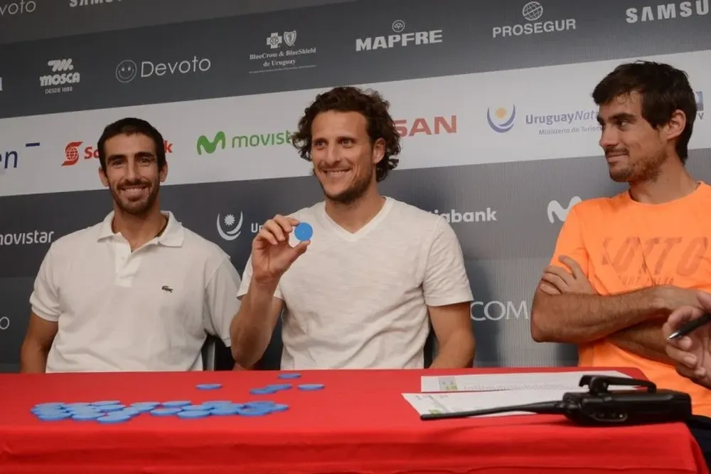 Pablo Cuevas y Diego Forlán