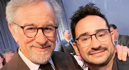 Spielberg felicita a Bayona por los goyas de La sociedad de la nieve.