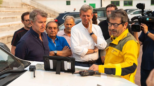 Núñez Feijóo junto al presidente de la Junta de Galicia, Alfonso Rueda, en Chandrexa de Queixa, Ourense.&nbsp;