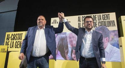 El presidente de la Generalitat y candidato a la reelección, Pere Aragonès, y el presidente de Esquerra, Oriol Junqueras&nbsp;