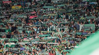 Aficionados del Betis en las gradas de La Cartuja durante el Real Betis - Alavés. EFE