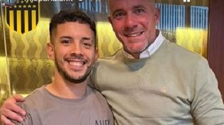 El Rifle Walter Pandiani visitó a Leonardo Fernández en Madrid