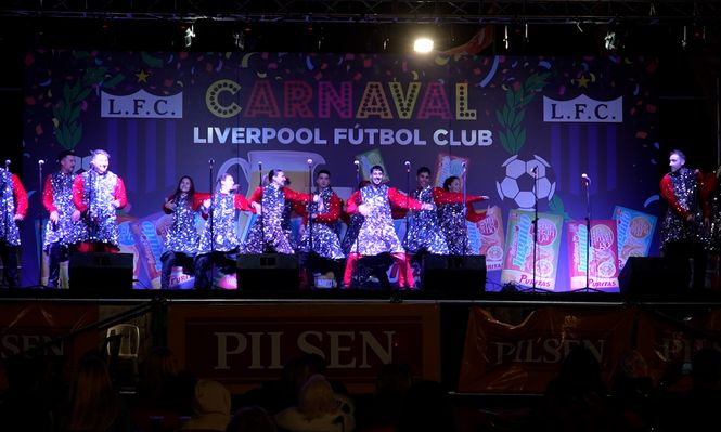 Los Chobys en el Tablado del Liverpool