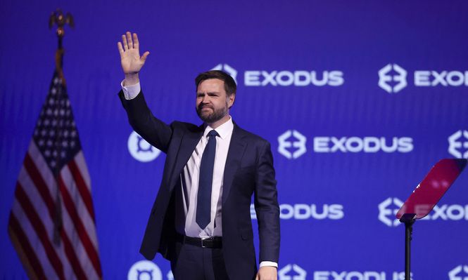 JD Vance fue el orador principal de la conferencia Bitcoin 2025 en Las Vegas.
