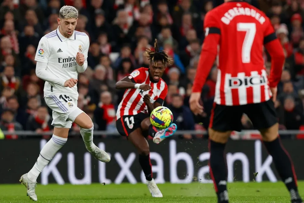 Valverde vuelve a jugar con los merengues