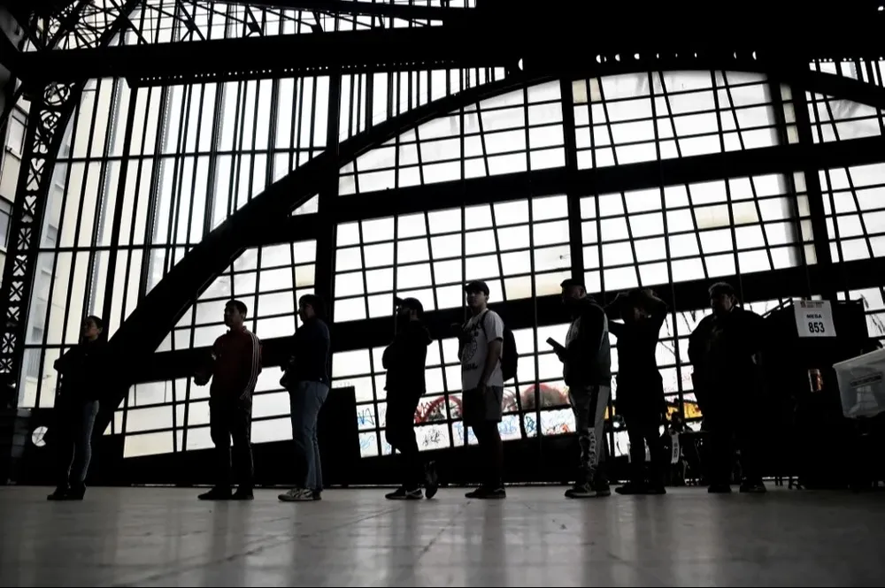 Los comicios de Chile dirimirán por sí o por no a la propuesta de la Asamblea Constituyente que elaboró un proyecto liderado por la derecha.