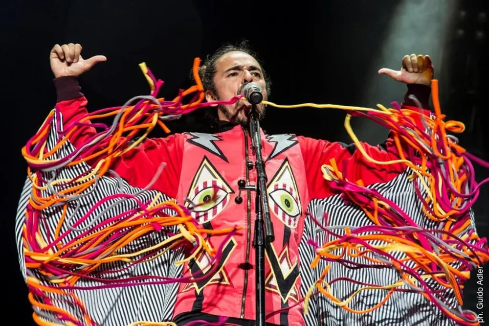 Rubén Albarrán es el vocalista de Café Tacvba