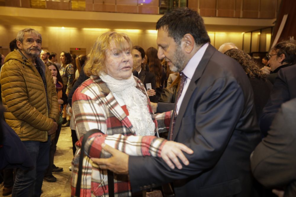 Gabriel Hochbaum junto a la jueza María Servini de Cubría Gabriel Hochbaum junto a la jueza María Servini de Cubría