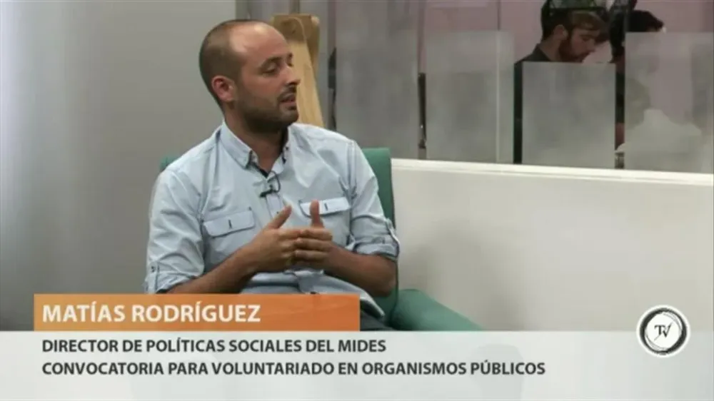 El director de Políticas Sociales del Mides, Matías Rodríguez, explicó cómo se trabajará con los voluntarios que se integren a través del plan nacional de voluntariado que impulsa ese ministerio.Hasta el 15 de febrero hay tiempo para inscribirse en la web del organismo.